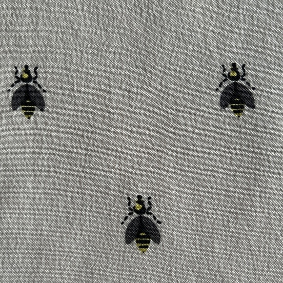 Equipment Silk Bee Print Short Sleeve Safari Shirt, Size M - Picture 12 of 15